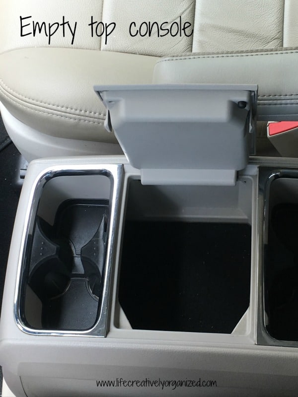 Organize a car console for $5 – empty top console