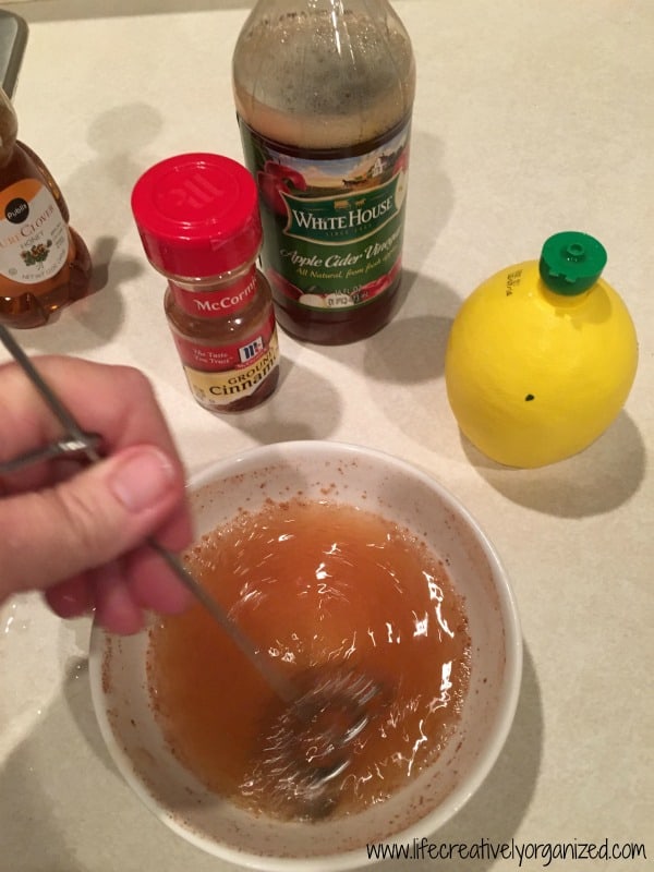 All natural home-made sore throat remedy